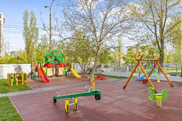 Curte si campus Equilibrum 9